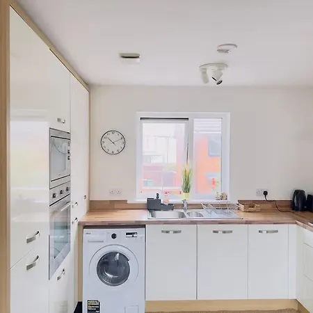 Noah Suite By Koya Homes - 2-Bed Apartment, Cardiff City Stadium View & Free Parking Exterior photo